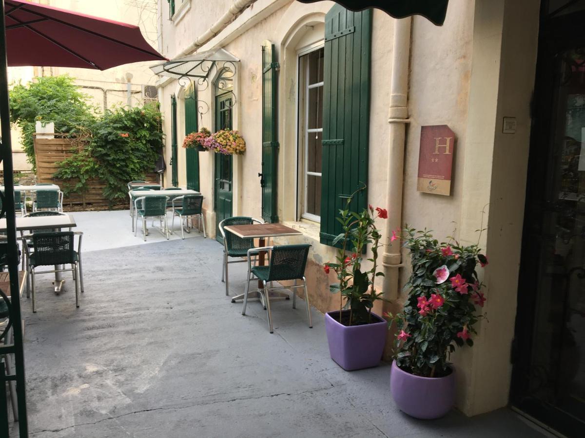 Hostellerie De La Source Arles Exterior photo